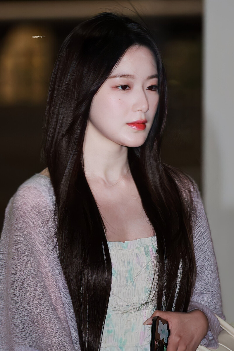 240418 (G)I-DLE Shuhua - ICN Airport documents 5