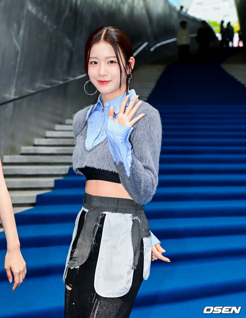 240903 WOOAH - WOOYEON at '2025 S/S Seoul Fashion Week' documents 3