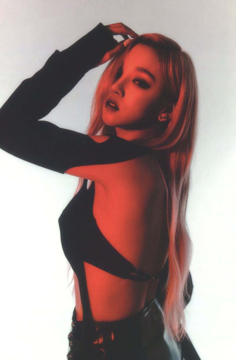 (G)I-DLE "I Never Die" Album Scans documents 1