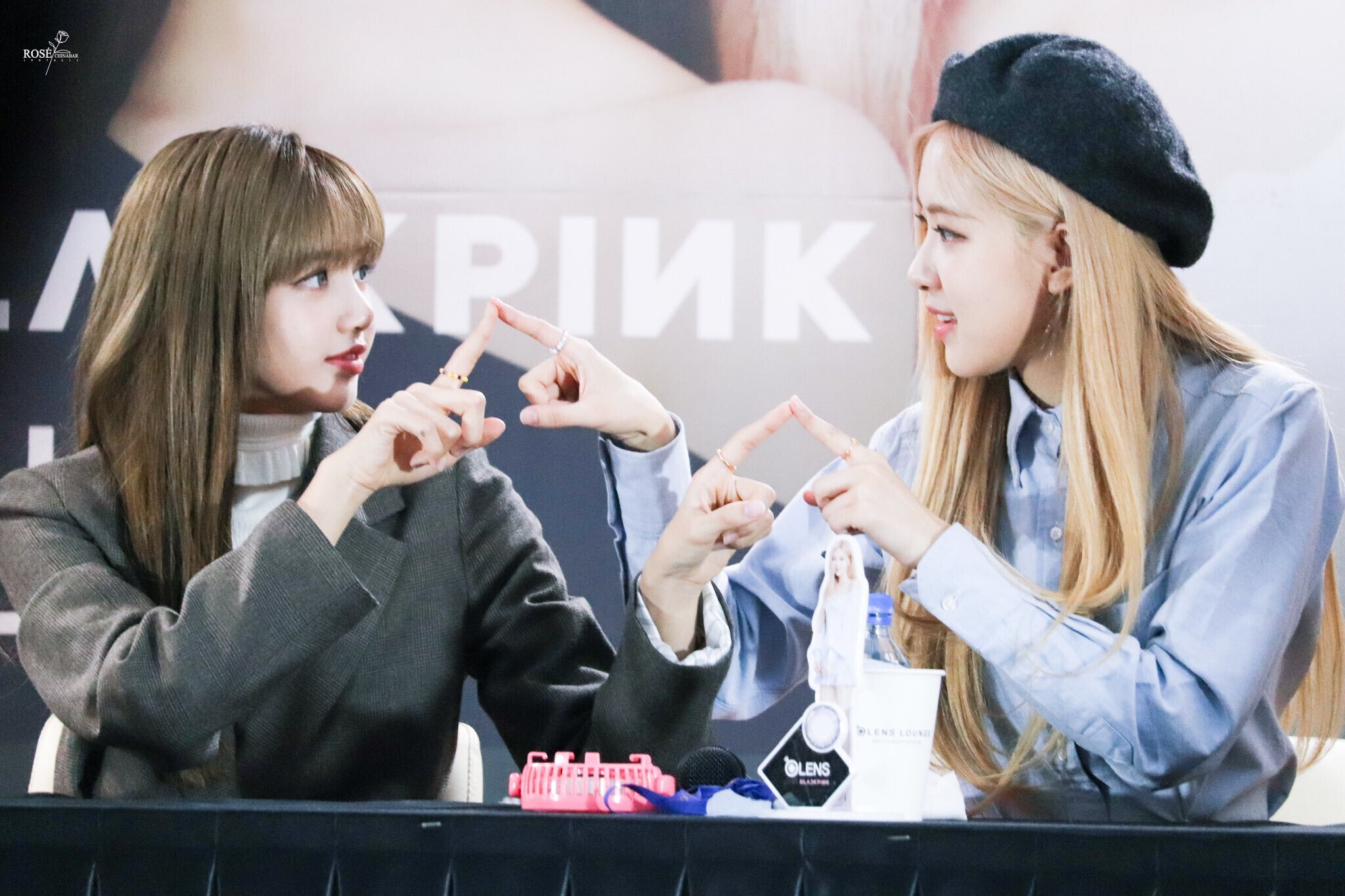 191012 BLACKPINK Rosé & Lisa - OLENS Fansign | kpopping