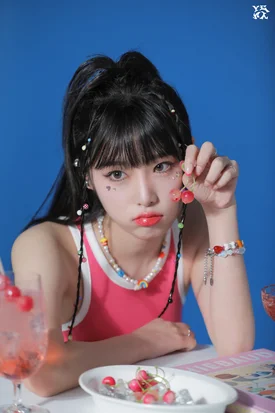 230809 Yuehua Naver Post - YENA - lilybyred Behind The Scenes #5
