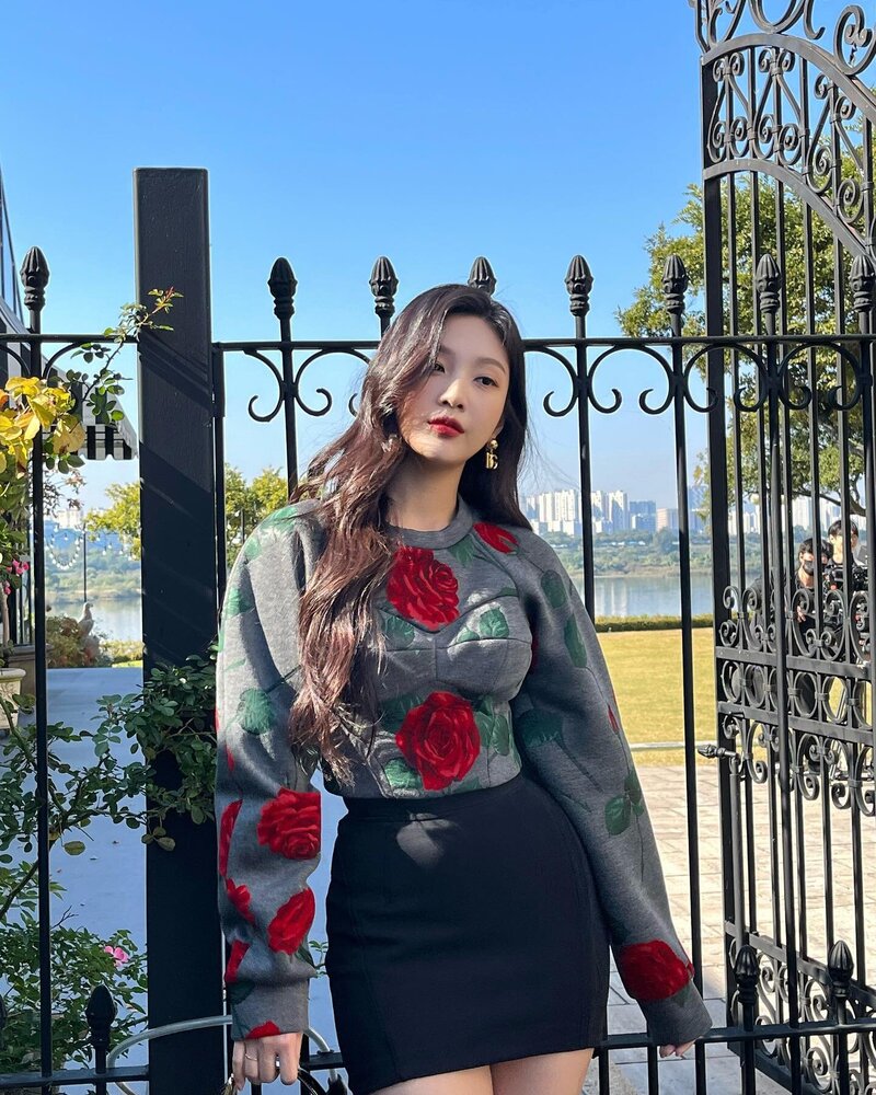 220111 Red Velvet Joy Instagram Update documents 2