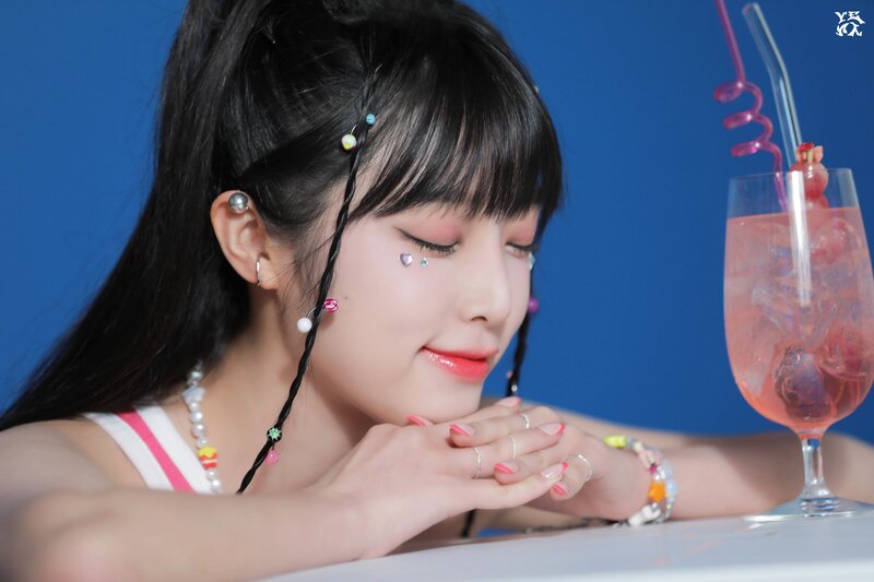 230809 Yuehua Entertainment Naver Update - YENA - lilybyred Behind The Scenes #5 documents 12