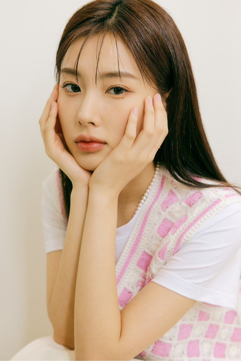 Kang Hyewon for General Idea Standard Summer 2022 Photoshoot documents 1