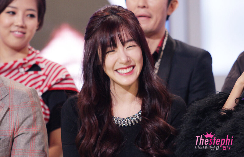 131016 Girls' Generation Tiffany documents 1