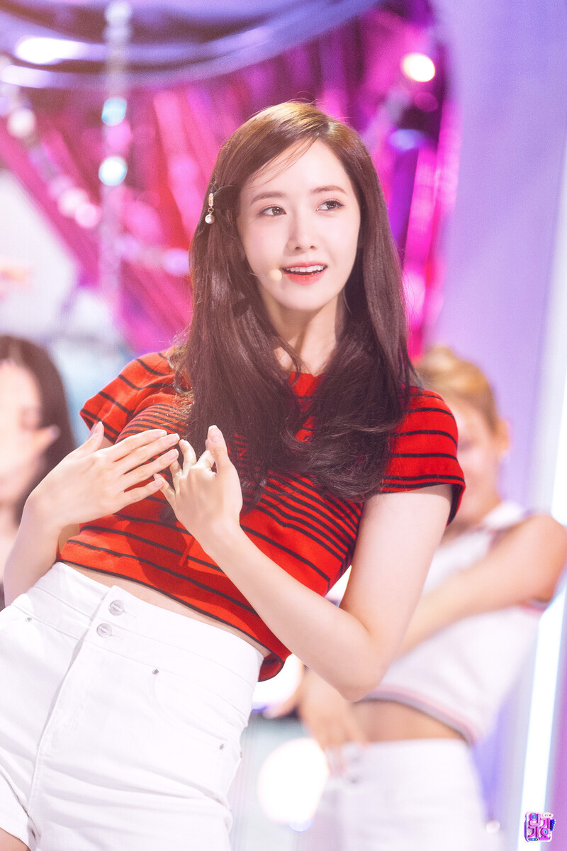 220821 Girls' Generation Yoona - 'FOREVER 1' at Inkigayo documents 4