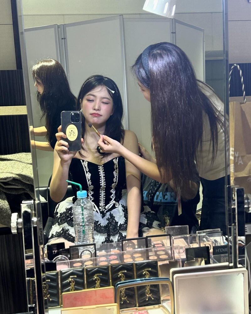 240223 Red Velvet Yeri Instagram Update documents 6
