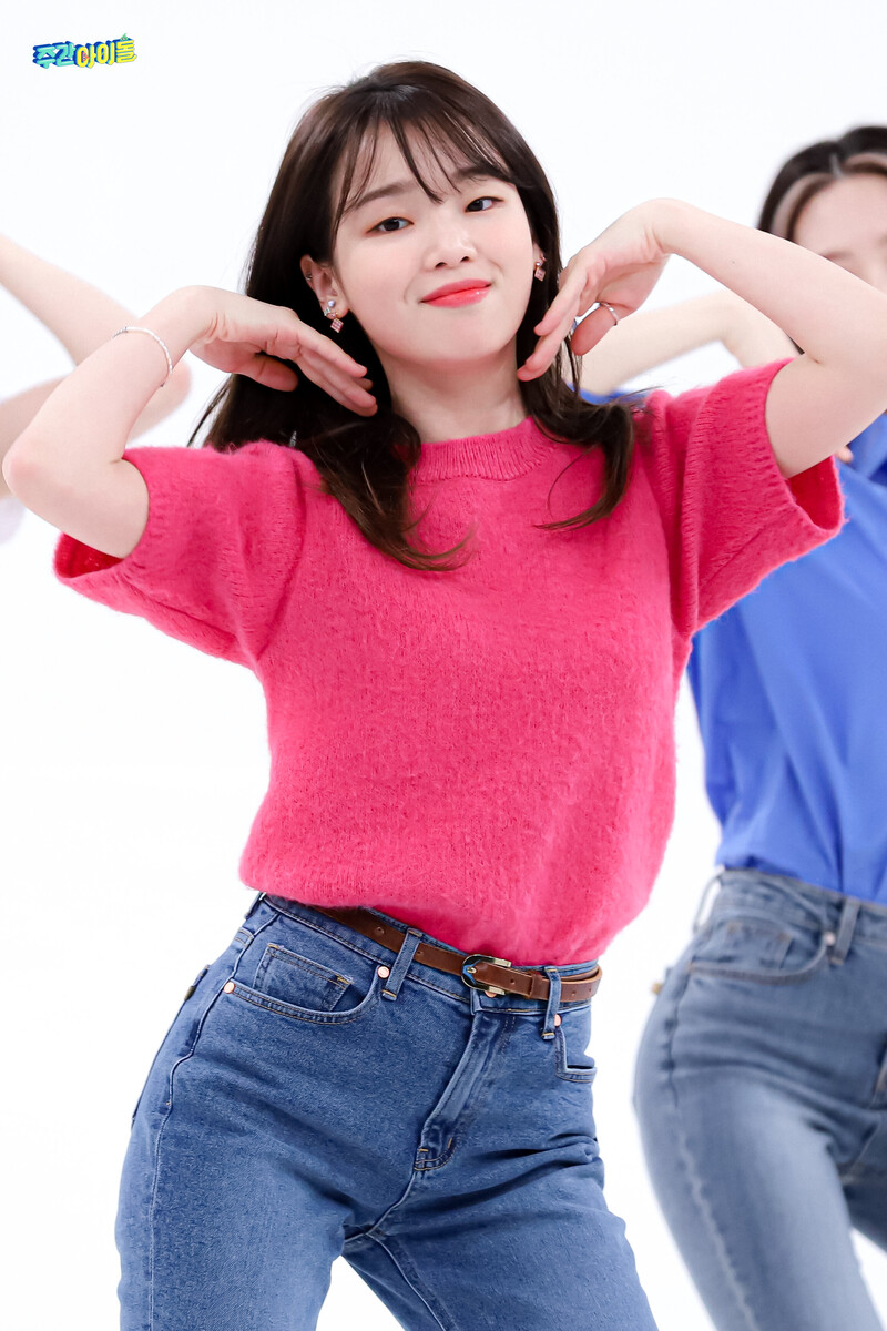 220329 MBC Naver - OH MY GIRL at Weekly Idol documents 13