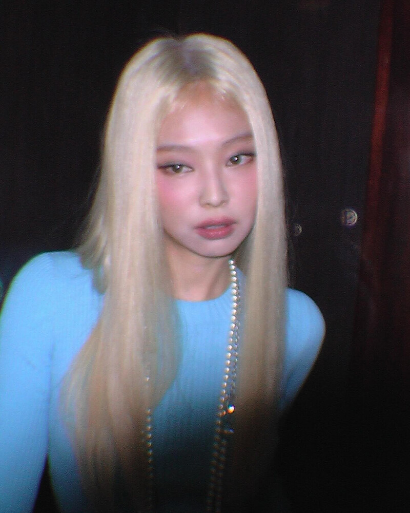 241001 - JENNIE Instagram Update documents 6