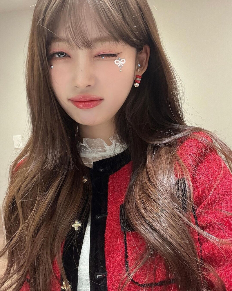 231222 Sihyeon Instagram Update documents 7