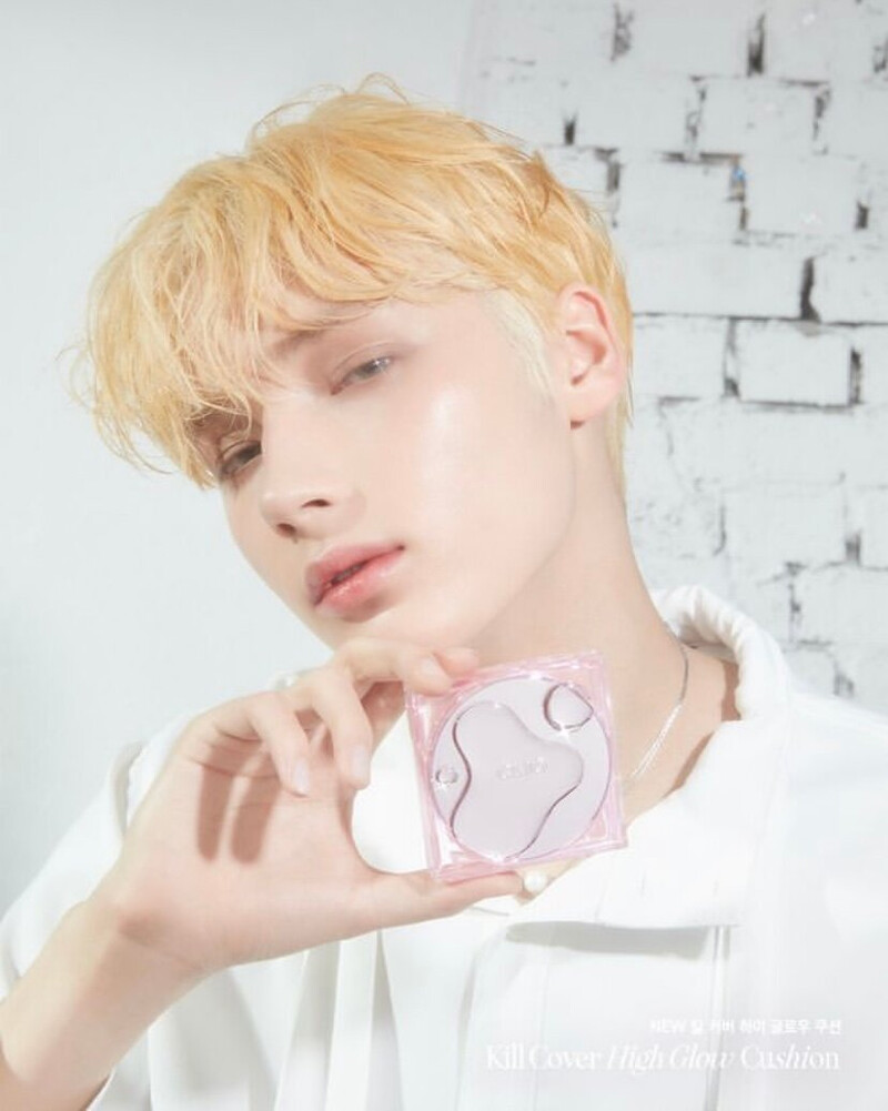 TXT Hueningkai for CLIO 'Kill Cover High Glow Cushion' (CLIO Instagram Update) documents 2