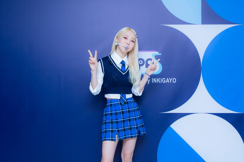 220501 SBS Twitter Update- MOONBYUL at INKIGAYO Photowall documents 1