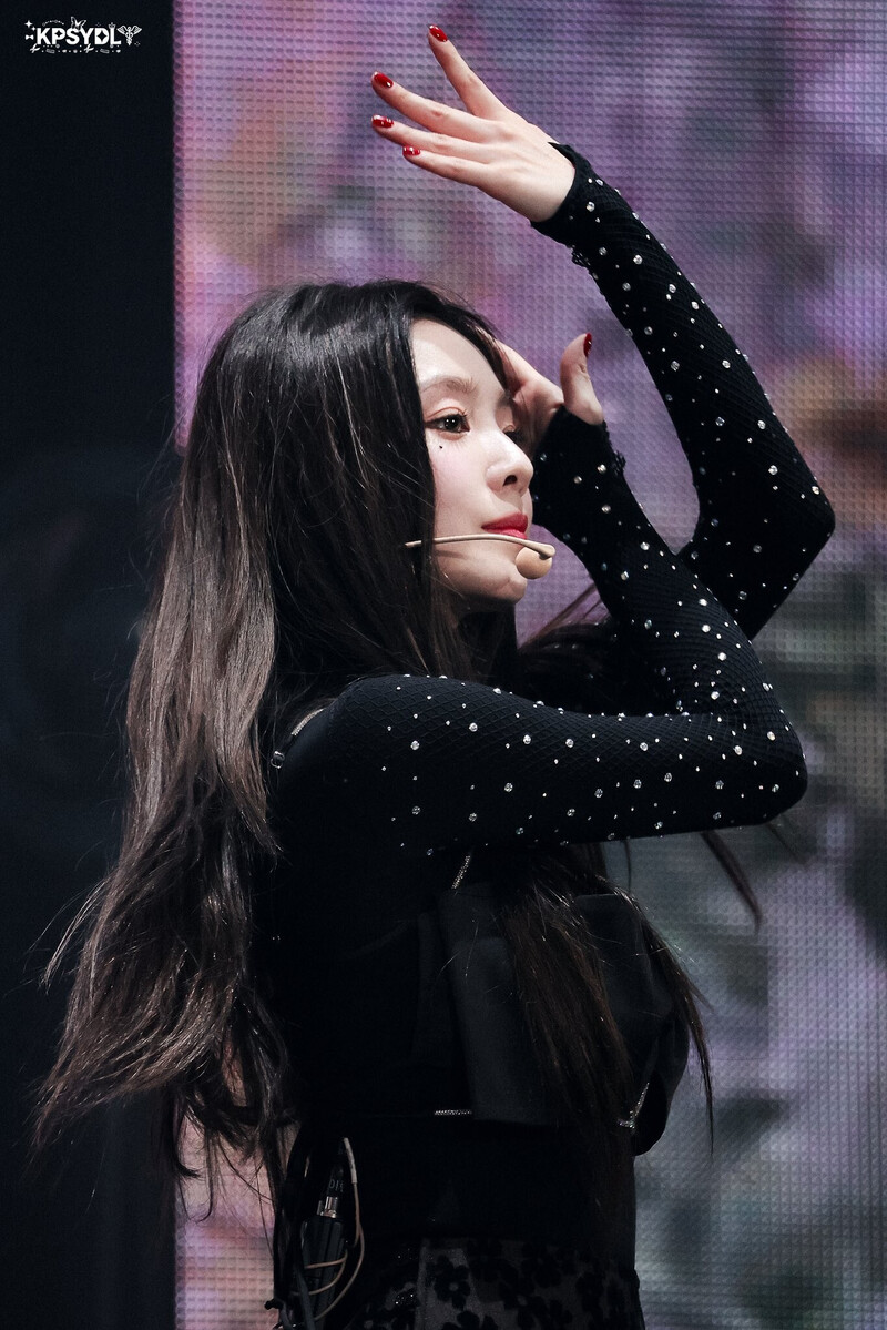 240802 Red Velvet Irene - Fan-Con Tour 'Happiness : My Dear, ReVe1uv' in Seoul Day 1 documents 2