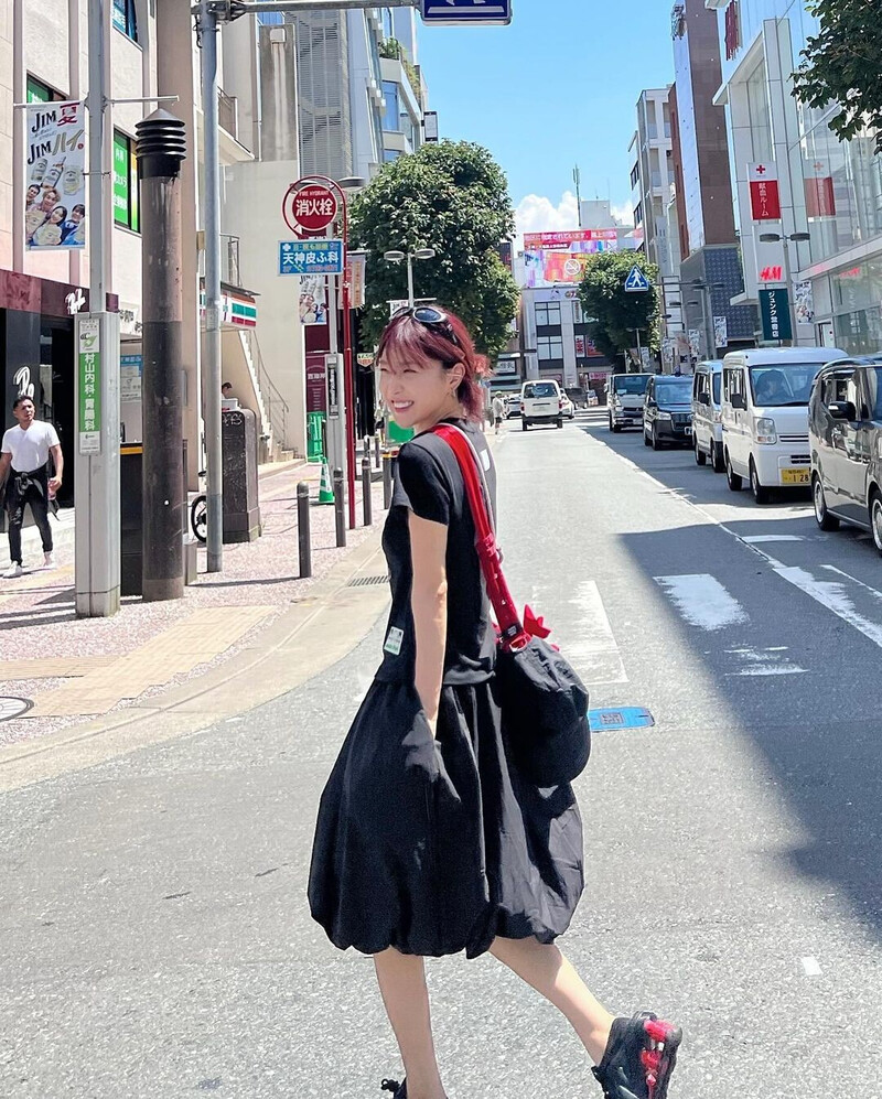 240806 Yuna Instagram Update documents 4