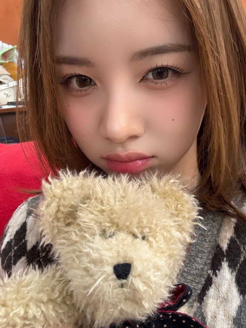 241224 WOOAH - LUCY sns update documents 3