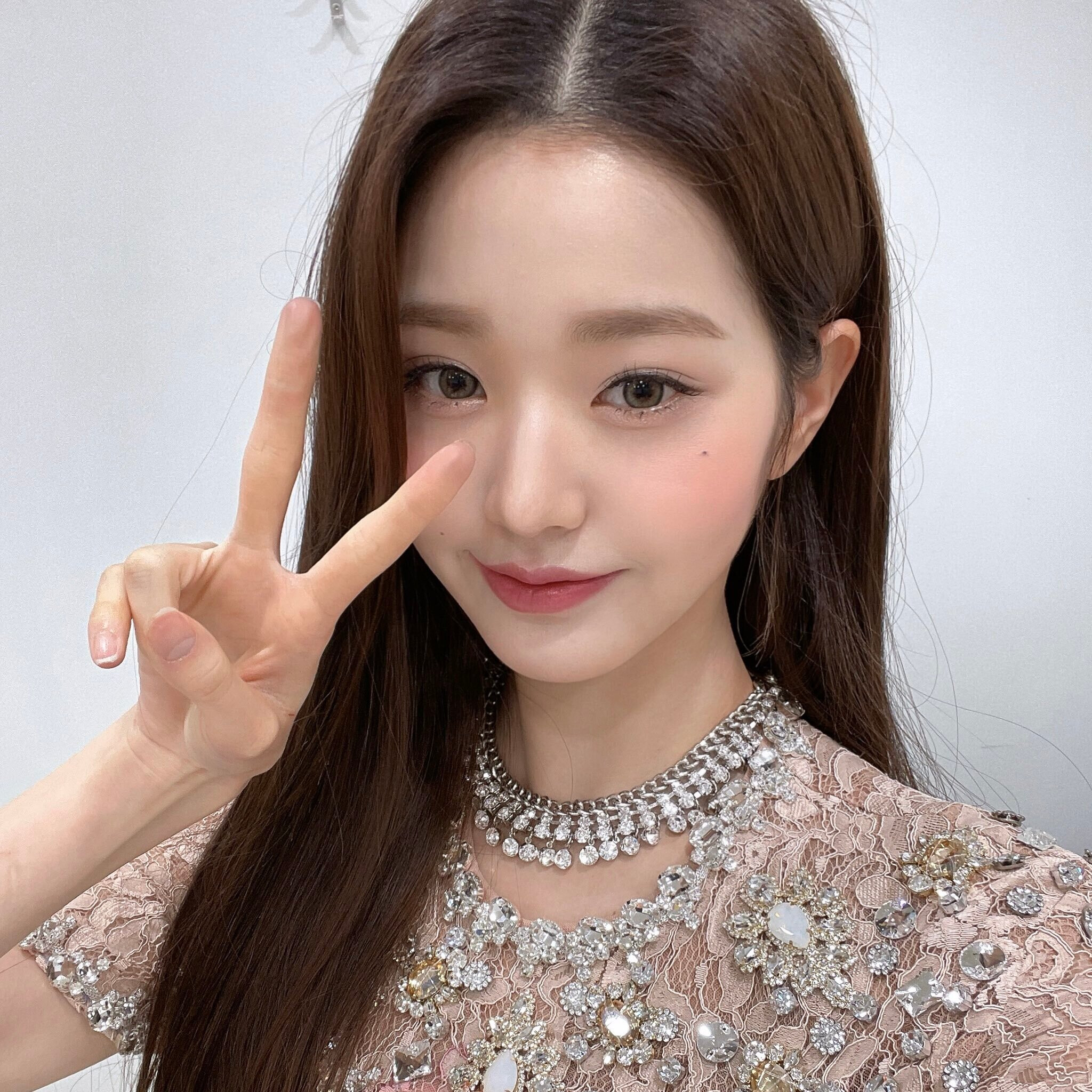 220421 Wonyoung Fancafe Update | kpopping