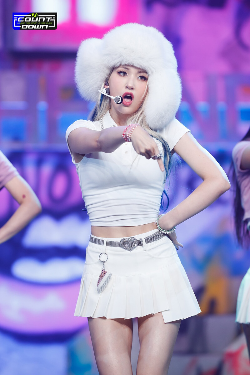 211104 SOMI - 'XOXO' at M Countdown documents 6