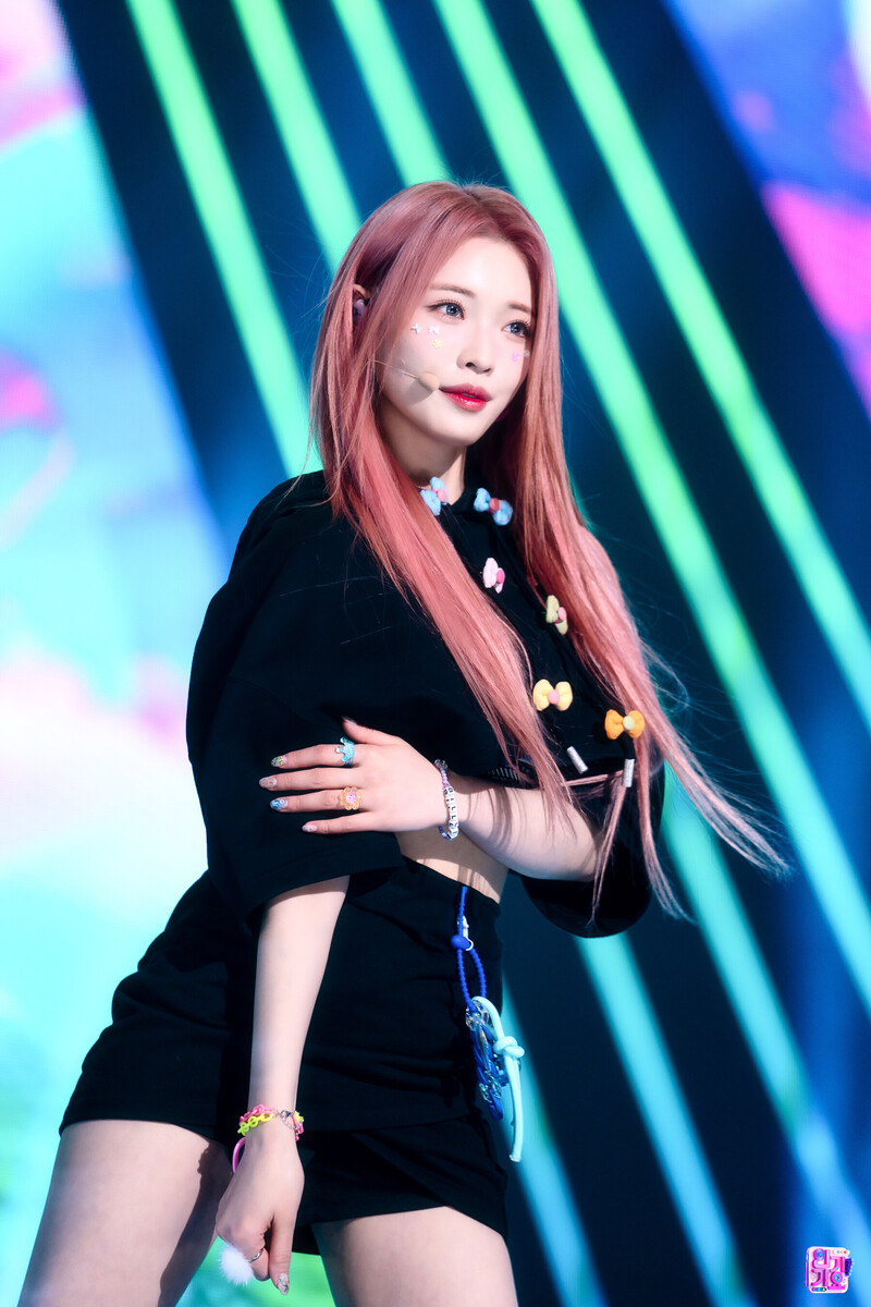 230402 Billlie Haram - 'EUNOIA' at Inkigayo documents 6