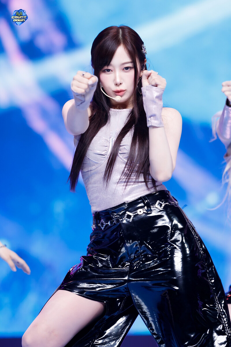 240523 aespa Giselle - 'Supernova' at M Countdown documents 5