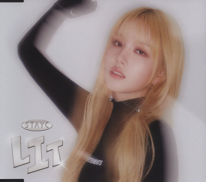 STAYC - Japan 3rd Single 'LIT' (Scans) documents 9