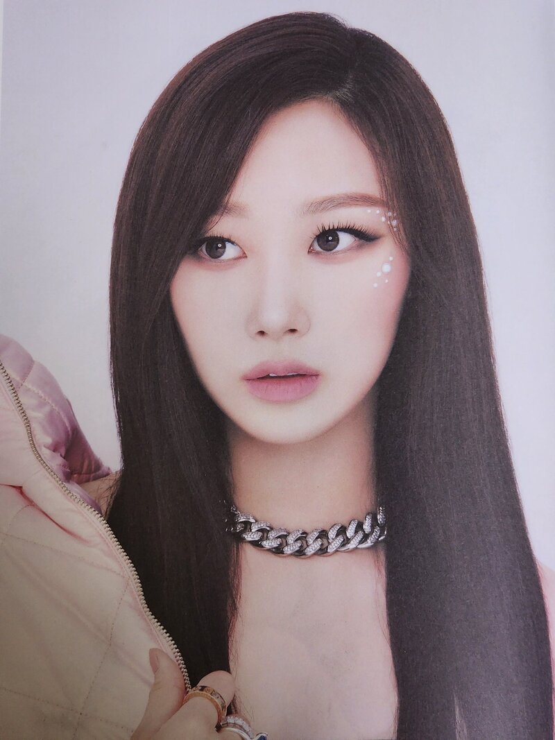 aespa - '2022 Winter SMTOWN : SMCU PALACE' [SCANS] documents 8