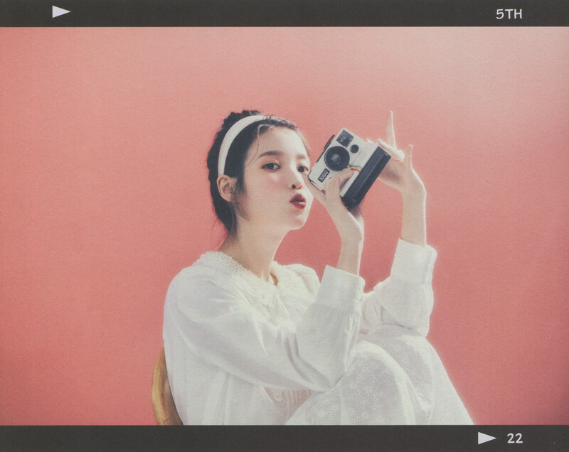 IU - 5th Official ‘UAENA’ Fanclub Kit [SCANS] documents 2