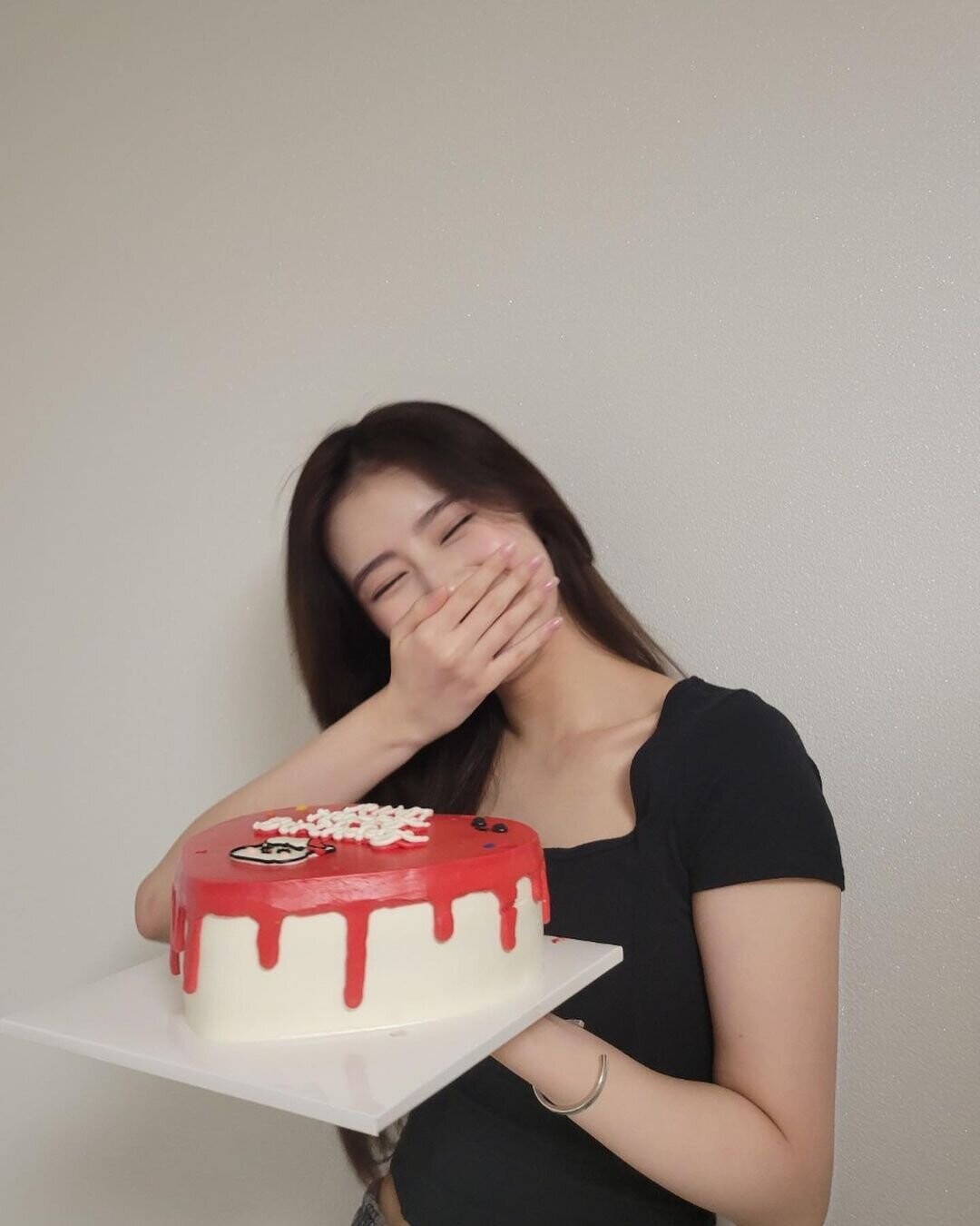 220326 - NiziU Instagram Update: Rima's Birthday | Kpopping