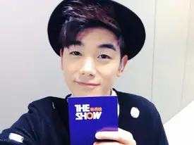 150317 THE SHOW Twitter Update - Eric Nam