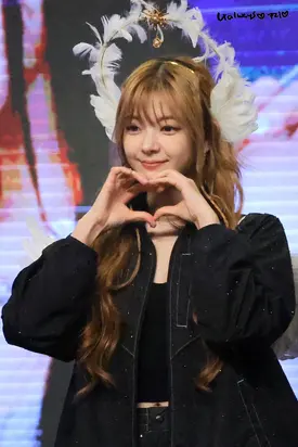 241207 LIA at Makestar Shanghai Fansign