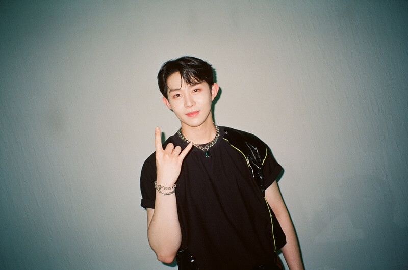 220531 M2MPD Twitter Update - CIIPHER Film Shots documents 10