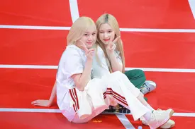 240805 STAYC's J & Kep1er's Bahiyyih at ISAC 2024