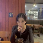 210713 fromis_9 Instagram Update - Chaeyoung