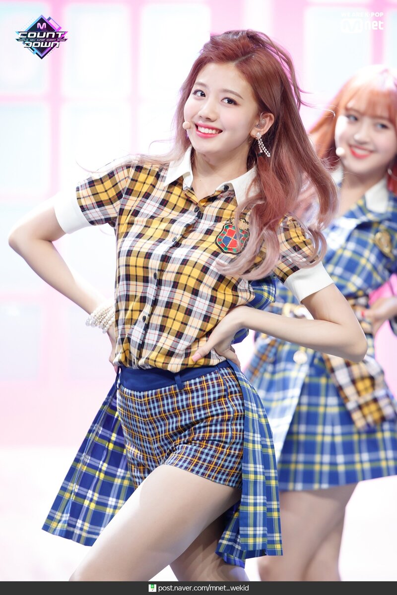 190523 Cherry Bullet - 'Really Really' + 'Ping Pong' on M COUNTDOWN documents 18