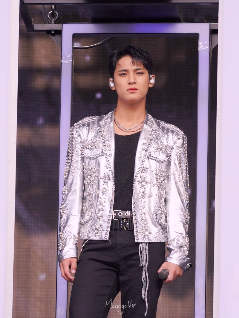 240331 SEVENTEEN Mingyu - 'FOLLOW' AGAIN Tour Incheon Day 2 documents 3