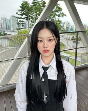 240906 - HyunJin Instagram Update