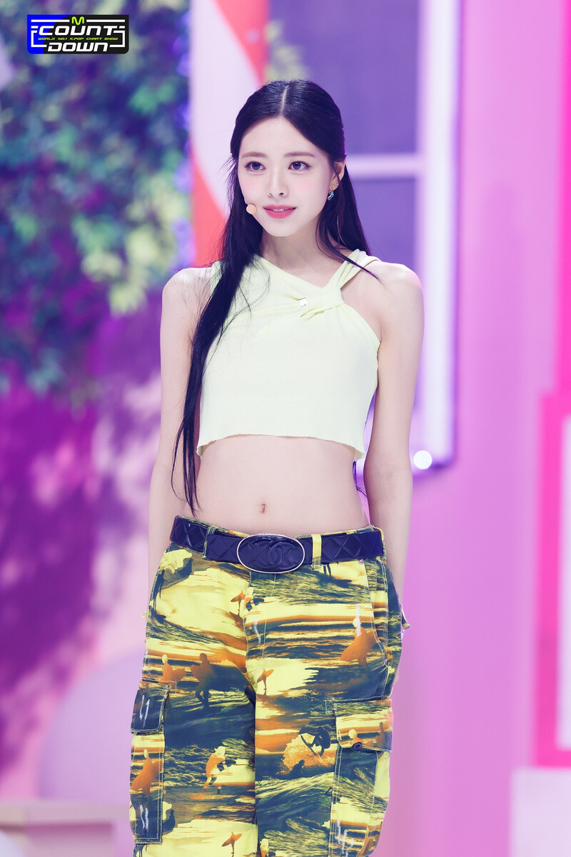 230803 - ITZY 'CAKE' at M COUNTDOWN documents 18