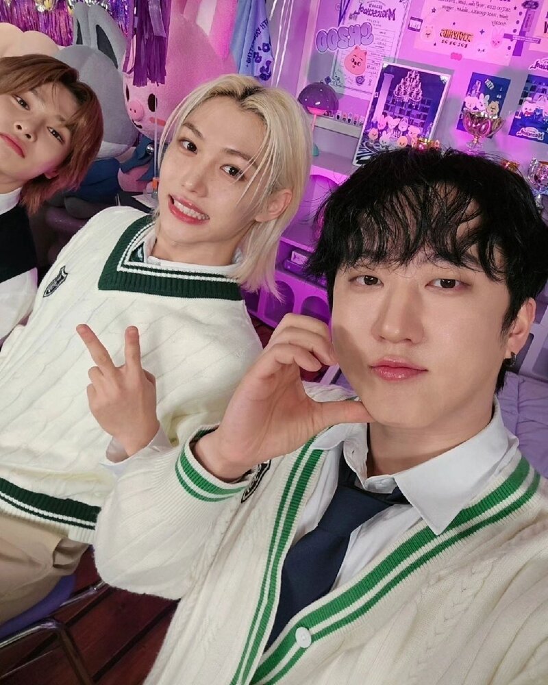 240326 CHANGBIN Instagram Update with FELIX and I.N documents 1