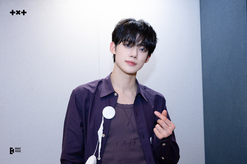 240421 TXT Weverse Update - "I'll See You There Tomorrow" Photo Sketch documents 2