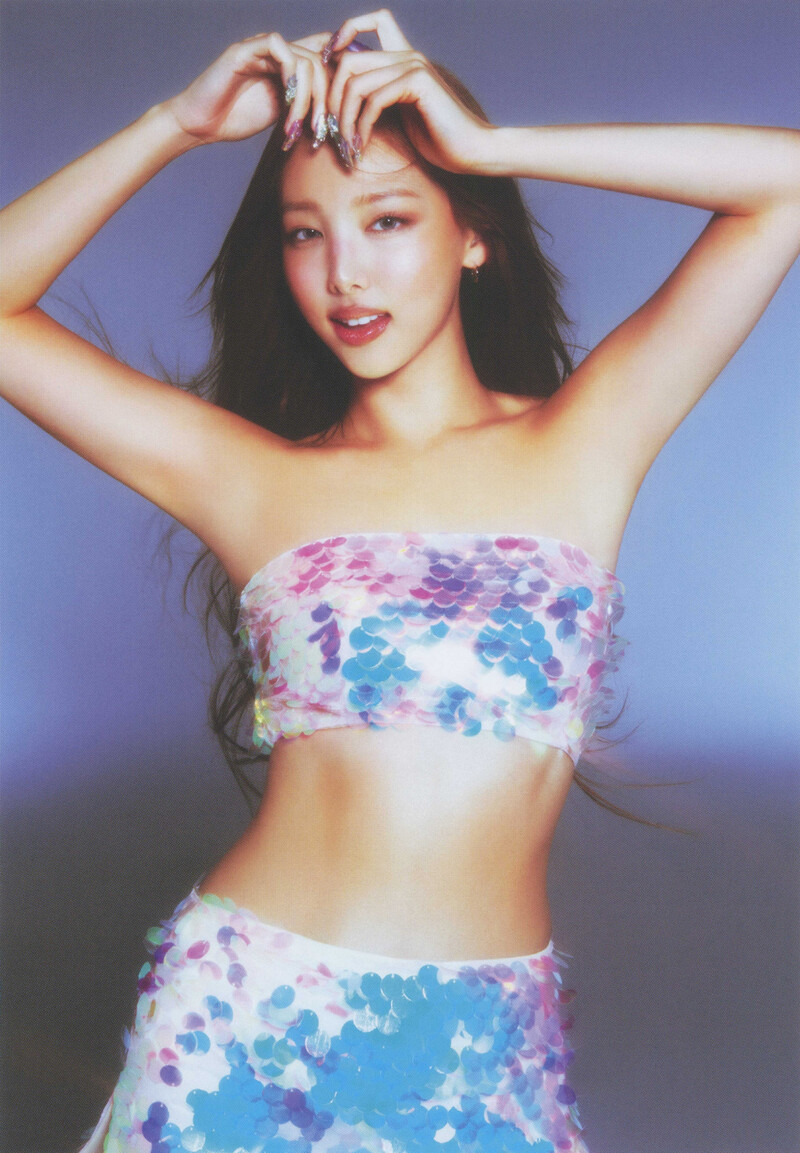 NAYEON 2nd Mini Album 'NA'  SCAN Photobook documents 7