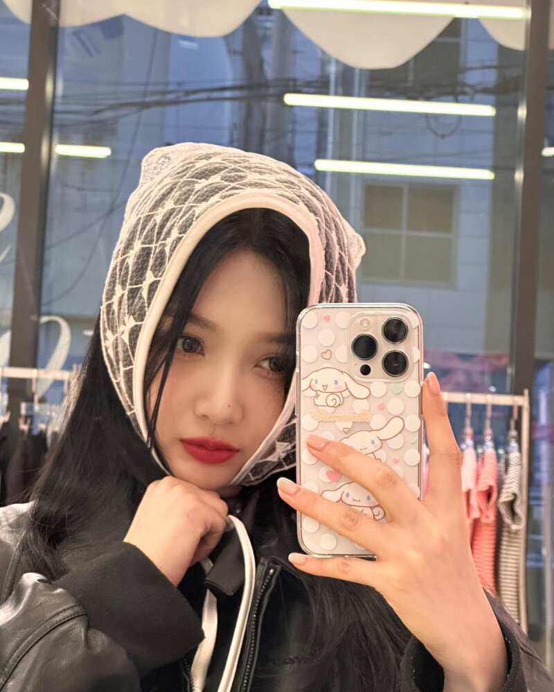 240309 Red Velvet Joy Instagram Update documents 7