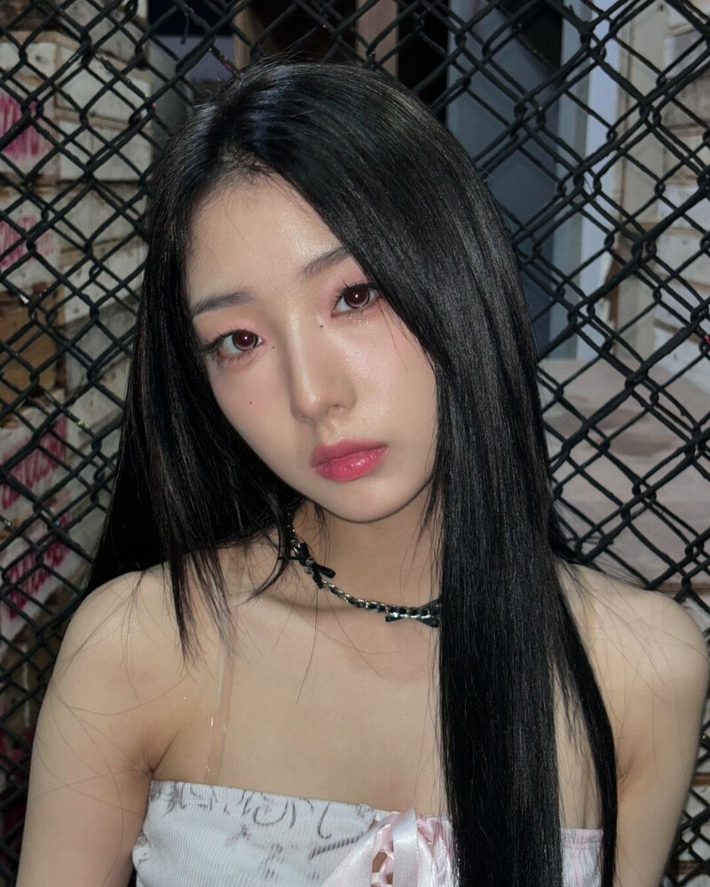 240921 - YeoJin Instagram Update documents 8