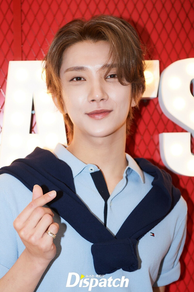 220421 SVT JOSHUA- TOMMY HILFIGER Pop-Up Store Opening at Seoul documents 1