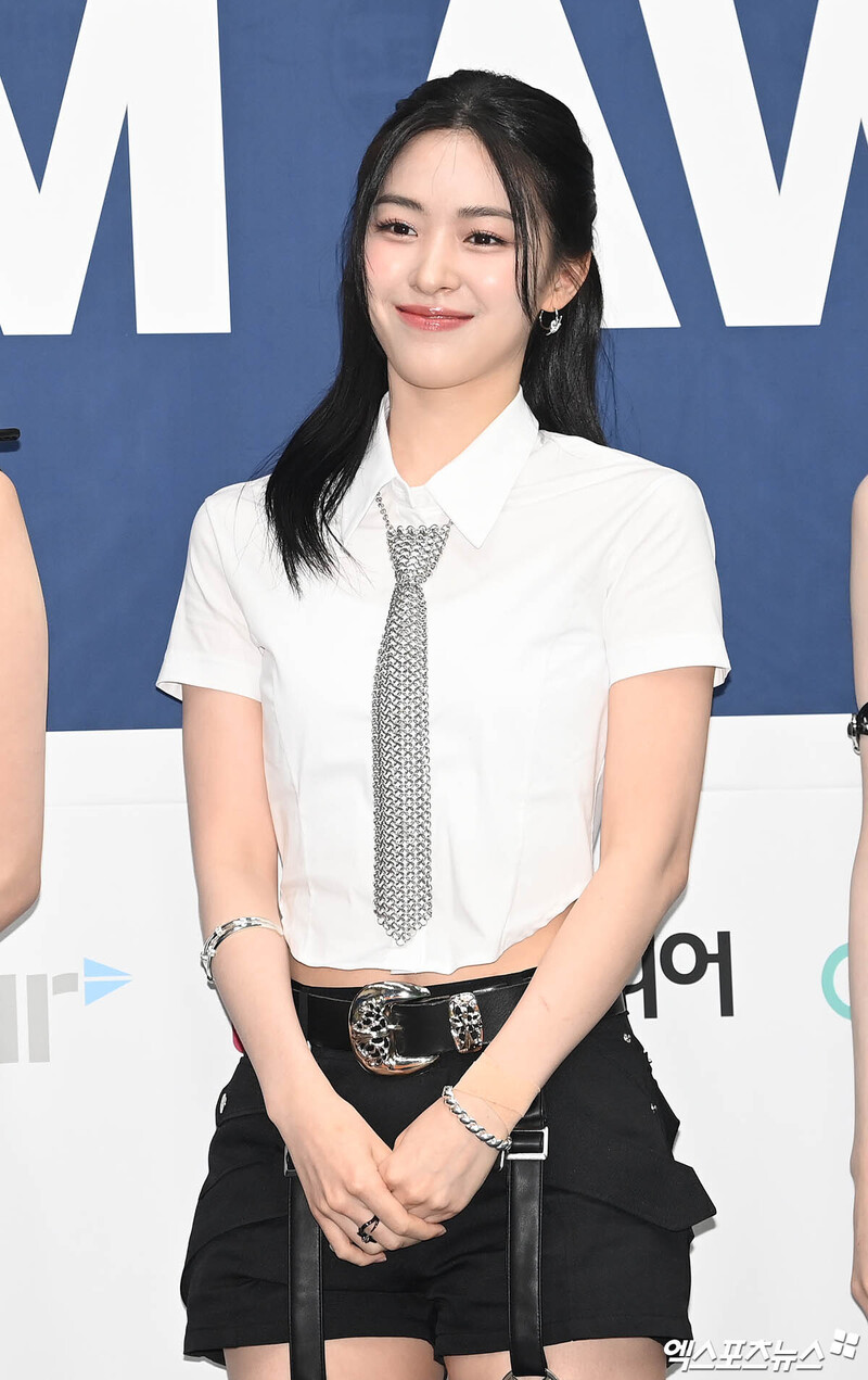 240822 ITZY Ryujin - 2024 K-World Dream Awards documents 1