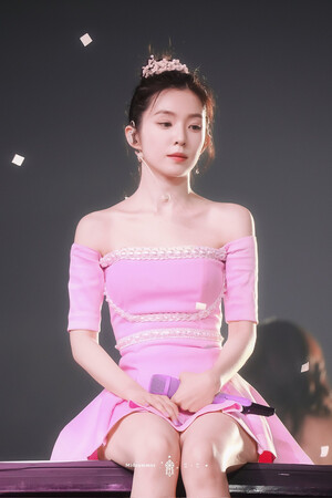 230402 Red Velvet Irene - 'R to V' Concert in Seoul Day 2