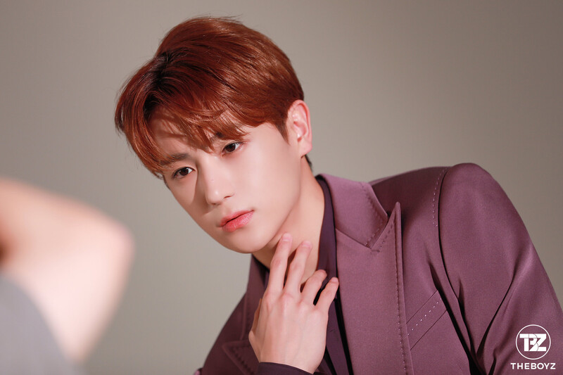 210629 THE BOYZ Harper's Bazaar 2021 July Issue Behind the Scenes | Naver Update documents 17