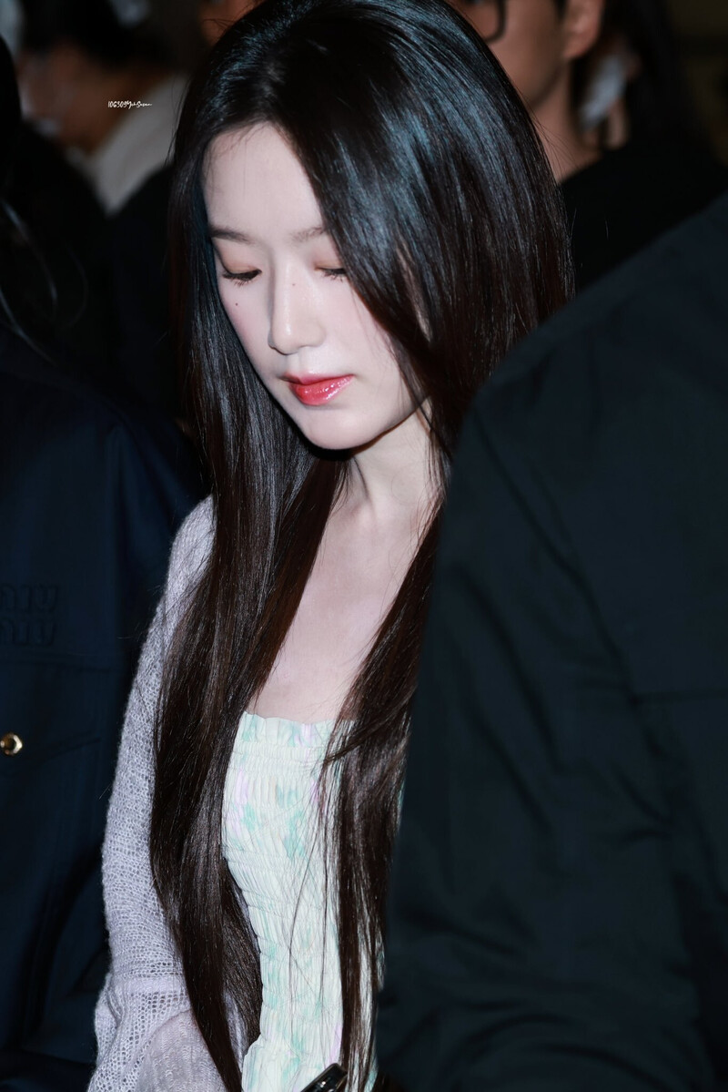 240418 (G)I-DLE Shuhua - ICN Airport documents 7