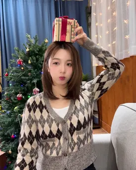 241224 WOOAH - LUCY sns update