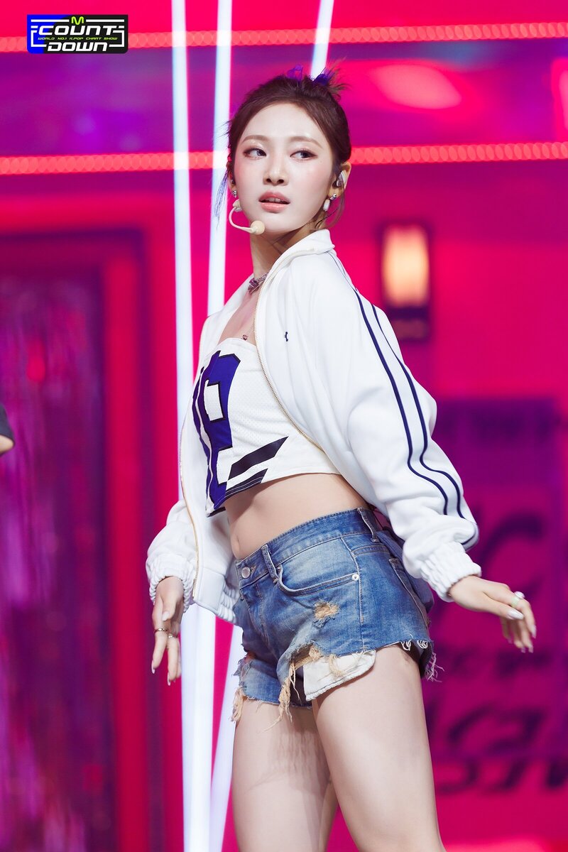 230511 aespa Ningning 'Spicy' at M Countdown documents 5