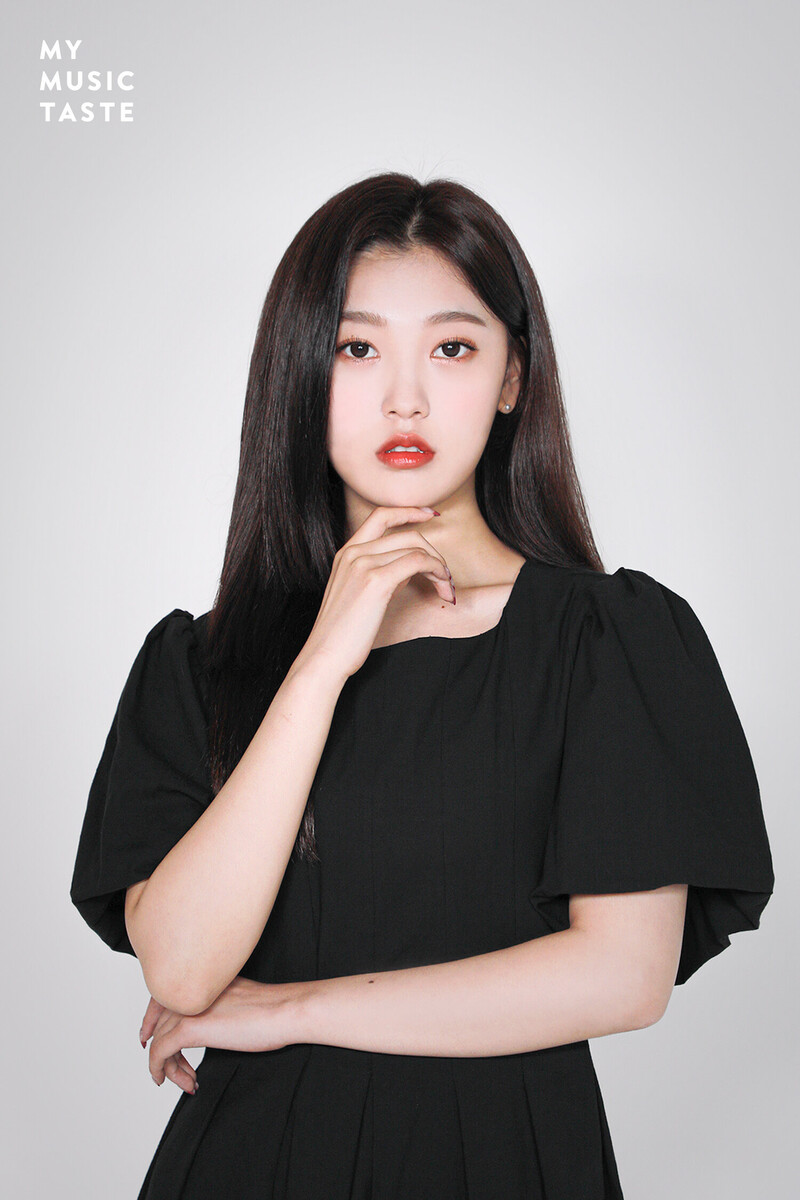 LOONA ON WAVE [&] Promotion Photos by MyMusicTaste documents 3