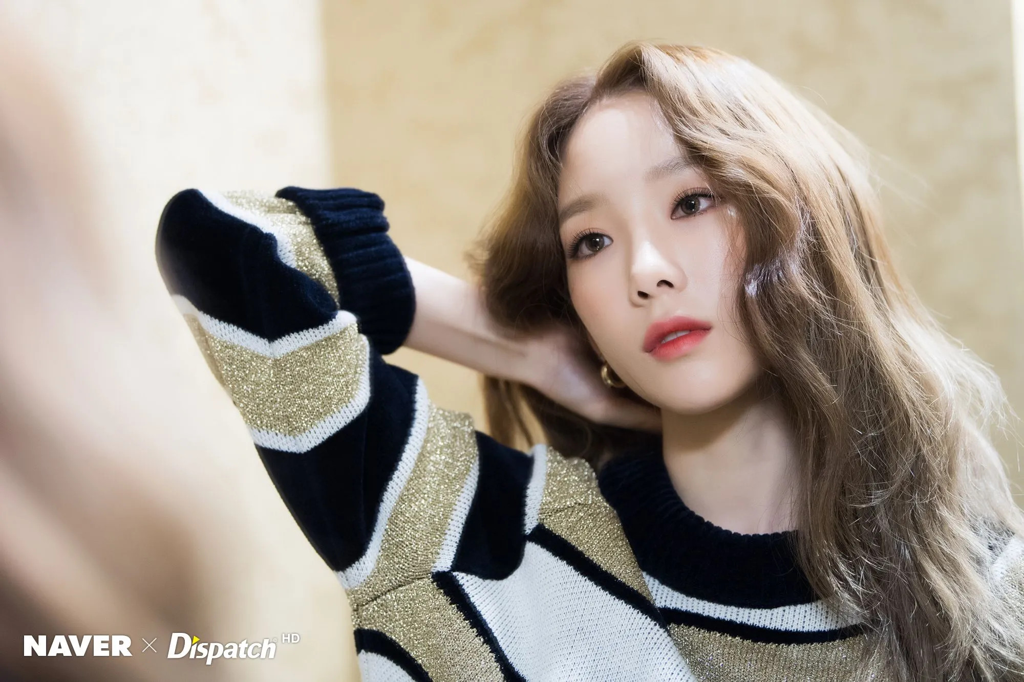 SNSD's Taeyeon photoshoot by Naver x Dispatch | kpopping